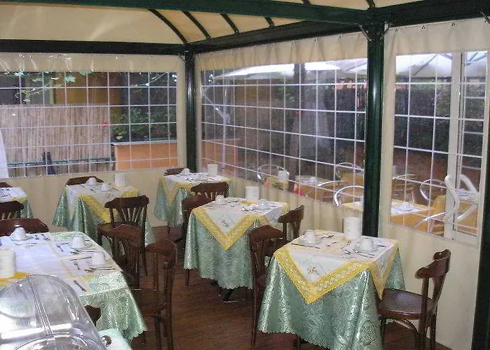 Artorius Otel 2*