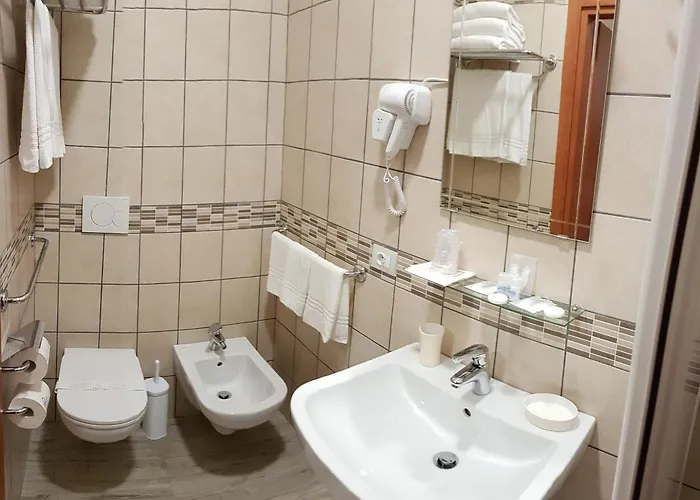 Artorius Otel 2*